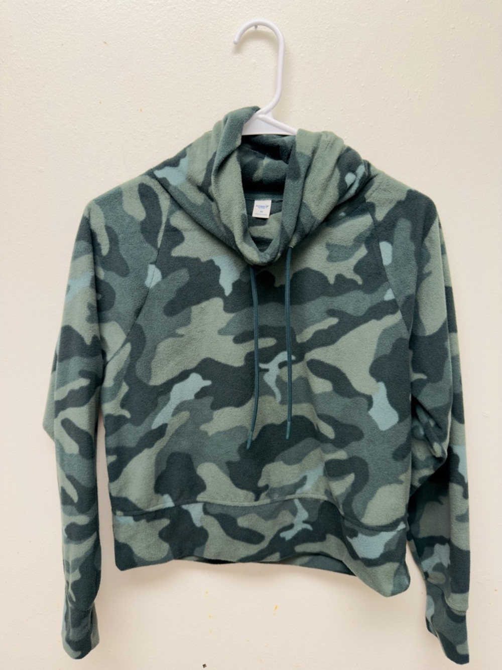 Old Navy Green Camouflage Funnel Neck Pullover Hoodie - Picture 2 of 5